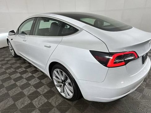 Used 2020 Tesla Model 3 Long Range AWD/4WD image 4