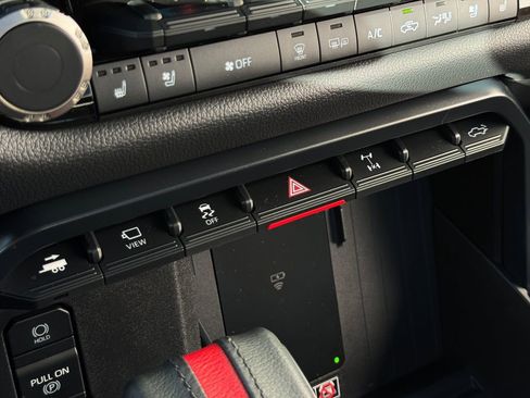 Used 2025 Toyota Tundra TRD Pro AWD/4WD image 38