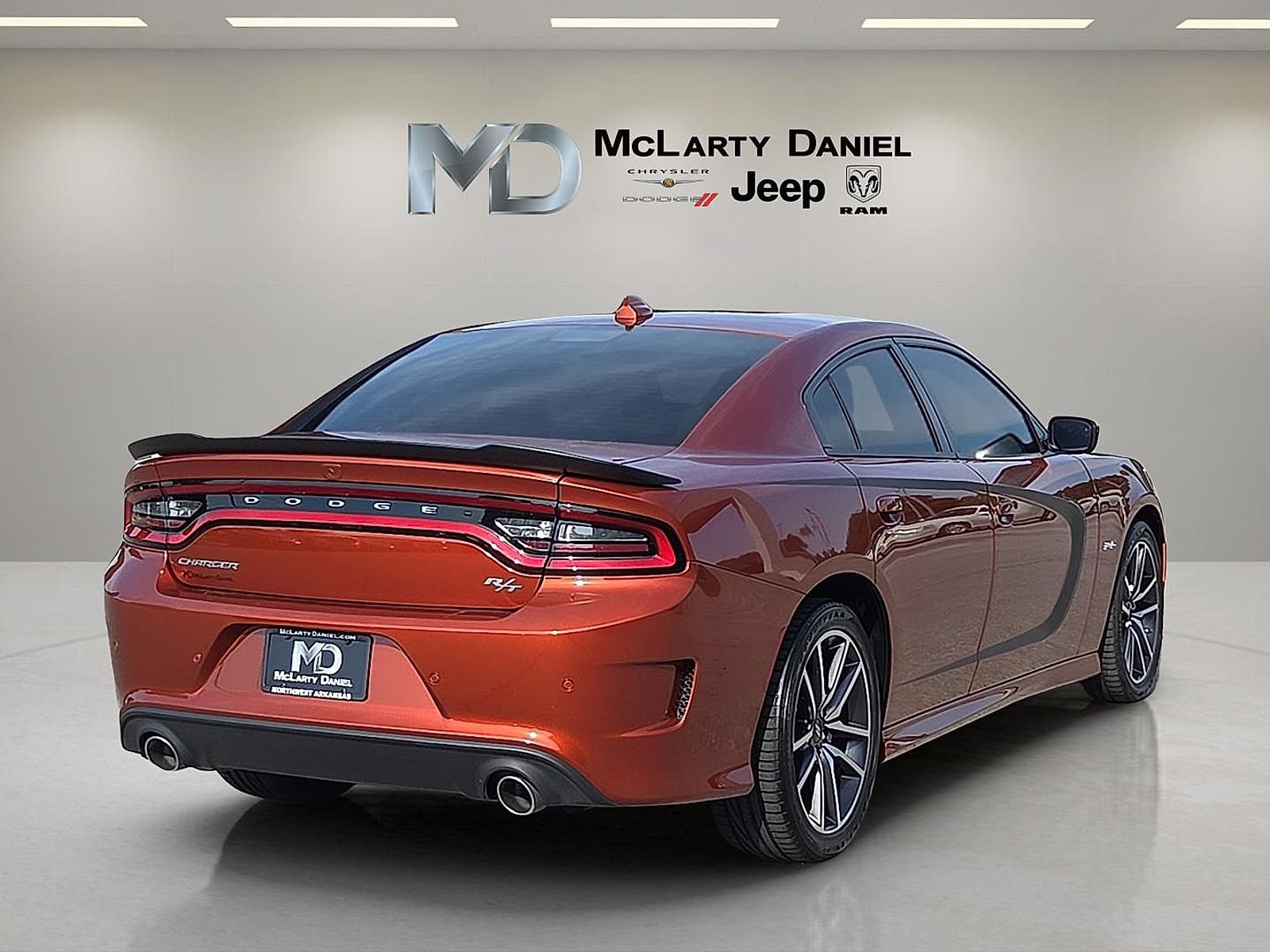 Used 2023 Dodge Charger R/T w/ Plus Group RWD image 5