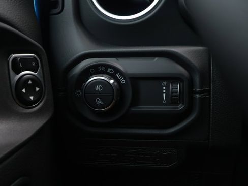 New 2026 Jeep Gladiator Sport image 15