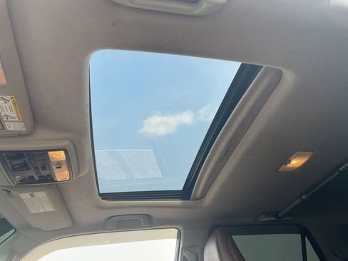 Used 2014 Toyota 4Runner Limited image 28