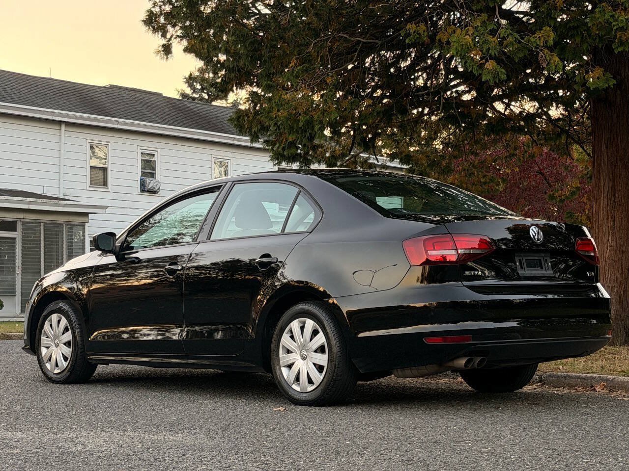 Used 2016 Volkswagen Jetta S FWD image 3