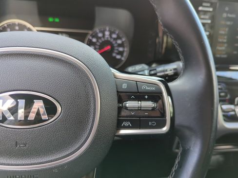 Used 2021 Kia Sorento S image 34