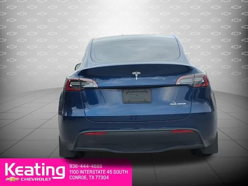 Used 2024 Tesla Model Y Long Range AWD/4WD image 7