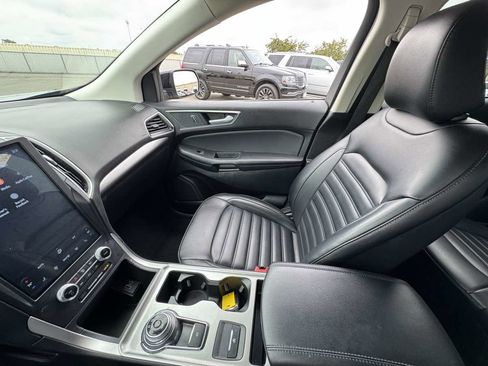Used 2024 Ford Edge SEL image 33
