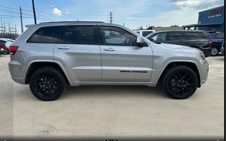 Used 2020 Jeep Grand Cherokee Altitude AWD/4WD image 14