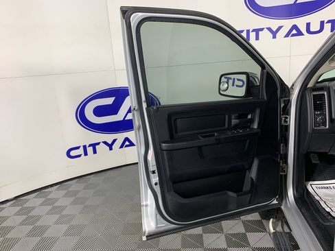 Used 2018 RAM 1500 Express w/ Express Value Package image 14