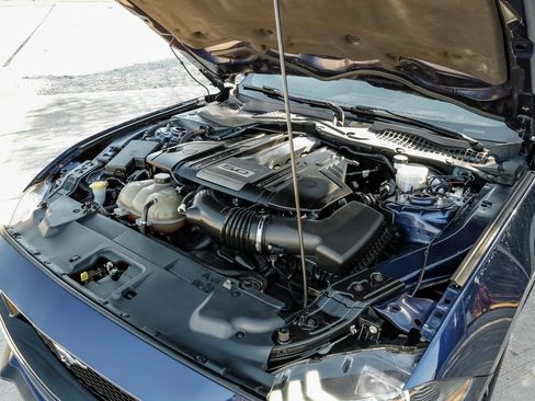 Used 2019 Ford Mustang GT Premium image 34