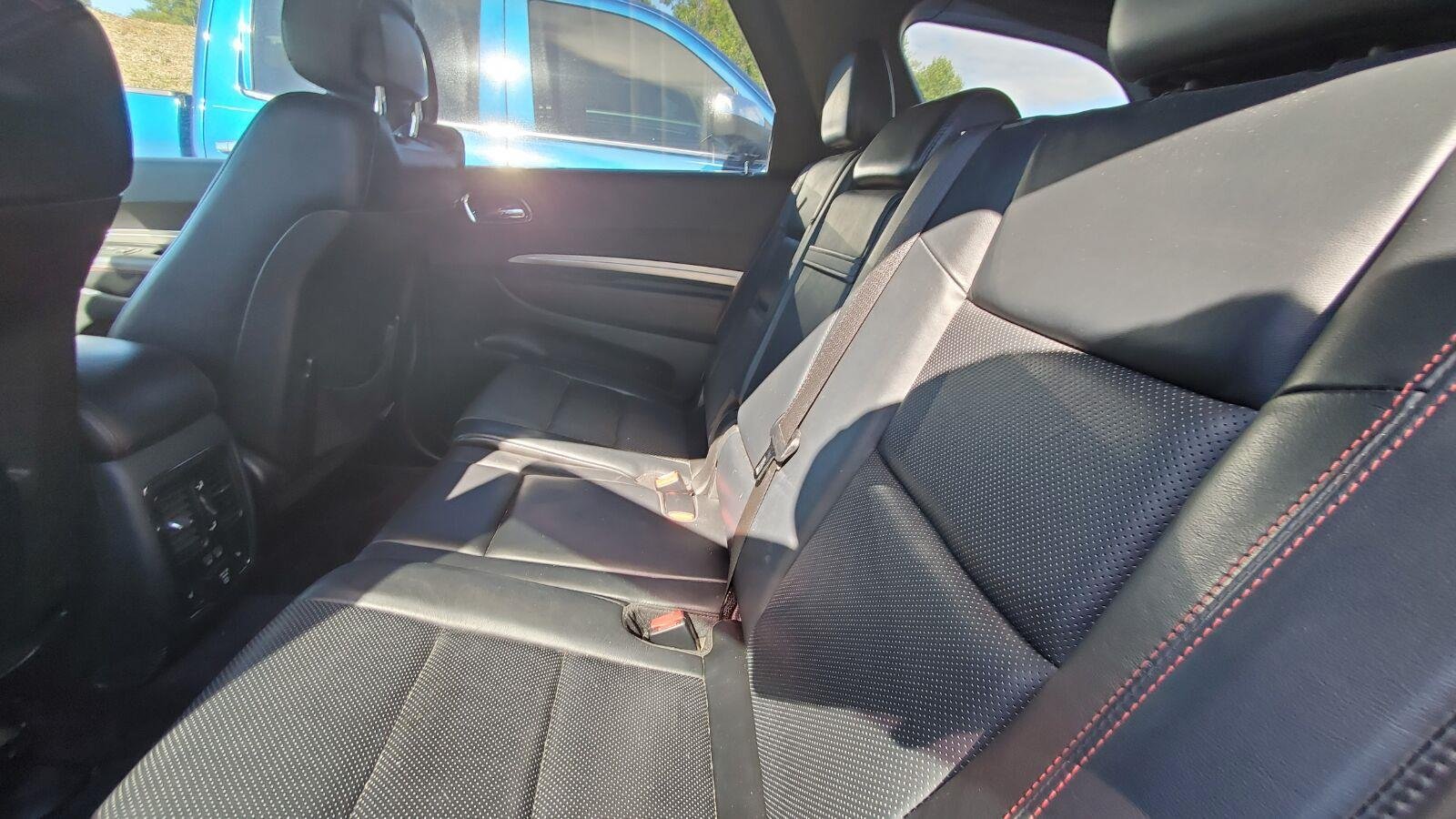 Used 2016 Dodge Durango R/T RWD image 5