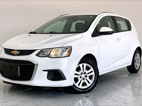 Used 2020 Chevrolet Sonic LT image 15
