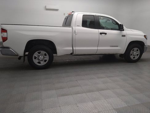 Used 2020 Toyota Tundra SR5 w/ SR5 Upgrade Package image 10