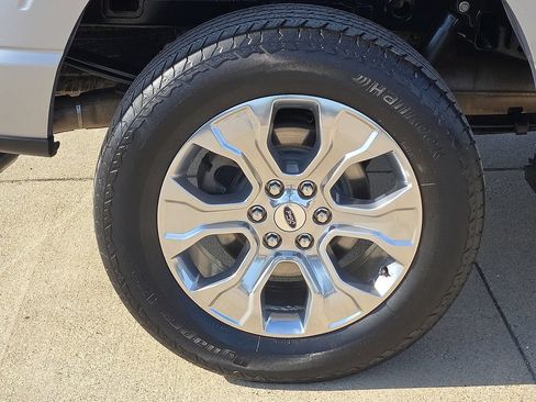 Used 2023 Ford F150 Platinum w/ Equipment Group 701A High AWD/4WD image 7