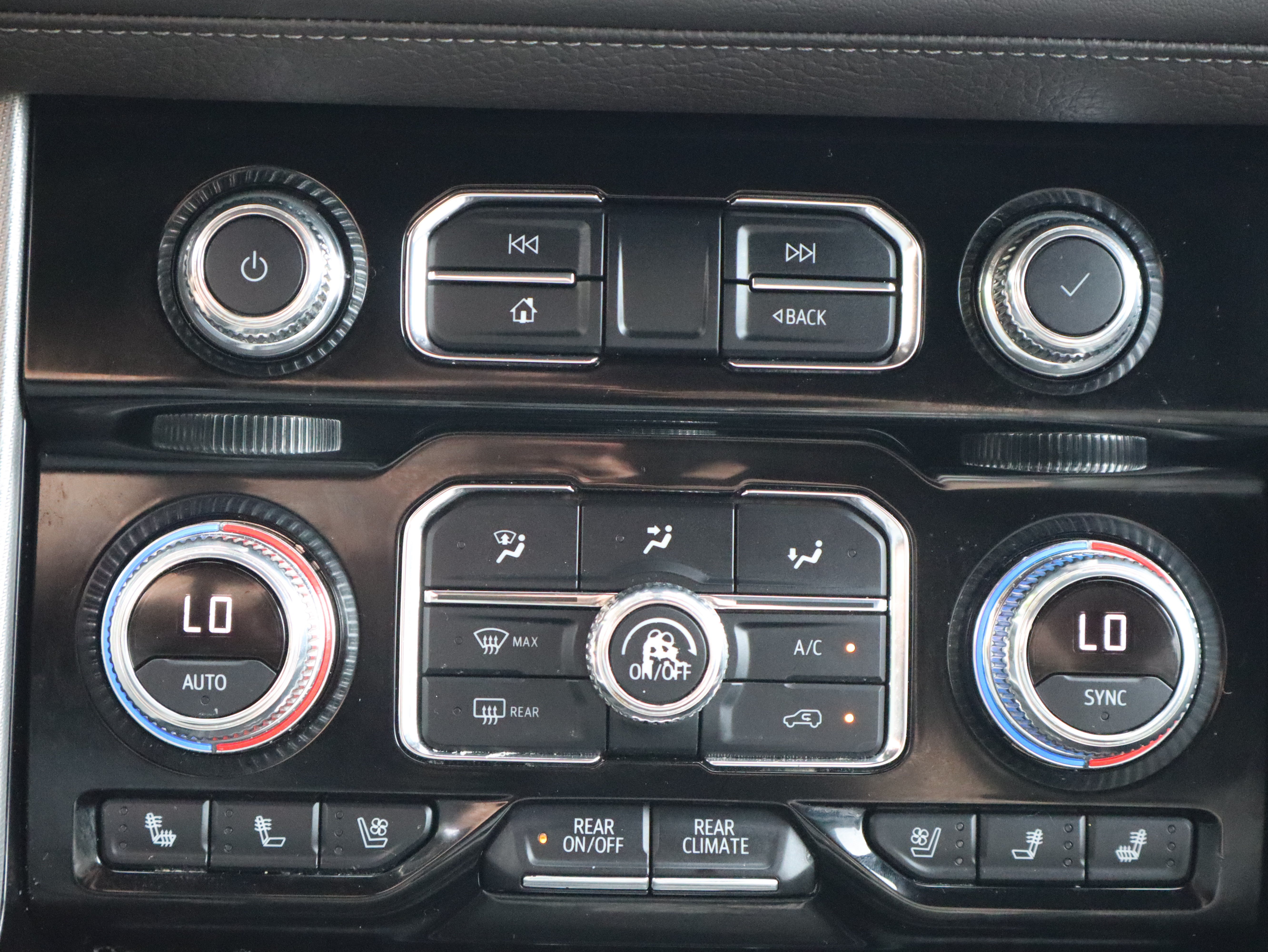 Used 2021 GMC Yukon Denali w/ Denali Premium Package RWD image 44