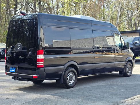 Used 2018 Mercedes-Benz Sprinter 2500 w/ Driver Efficiency Package image 7