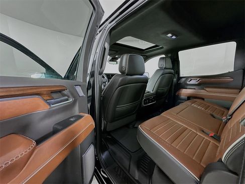 Used 2024 GMC Sierra 1500 Denali Ultimate image 17