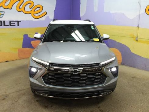 Used 2024 Chevrolet TrailBlazer ACTIV AWD/4WD image 3
