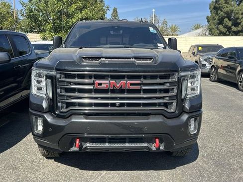 Used 2020 GMC Sierra 2500 AT4 w/ AT4 Premium Package image 2