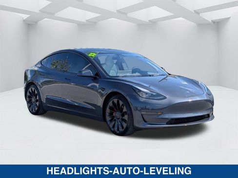Used 2023 Tesla Model 3 Performance image 2