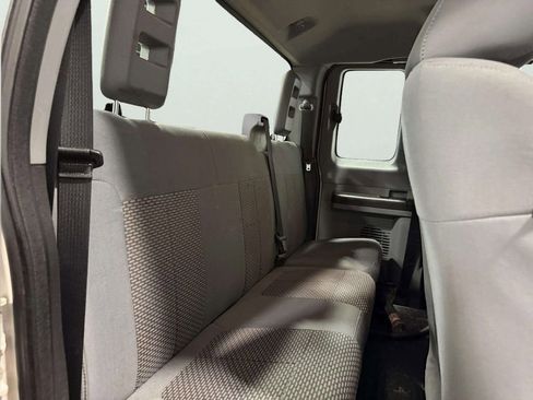 Used 2015 Ford F250 XL w/ Power Equipment Group image 24