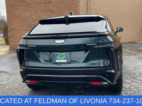 Used 2024 Cadillac Lyriq Sport image 7
