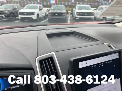 Used 2023 Ford Edge SEL image 22