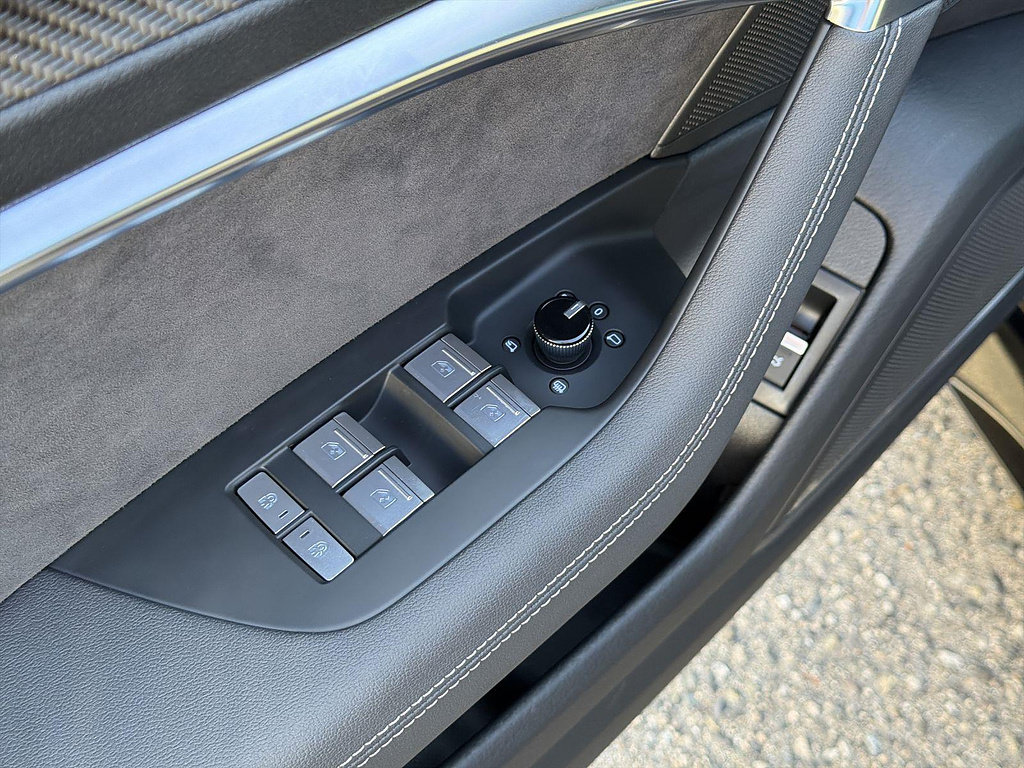 Used 2025 Audi RS 7 Performance w/ Black Optic Package AWD/4WD image 23