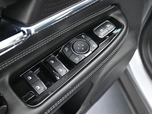 Used 2024 Lincoln Corsair FWD w/ Equipment Group 101A image 13