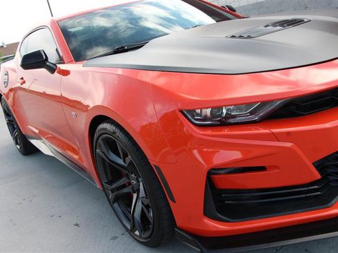 Used 2020 Chevrolet Camaro SS RWD image 39