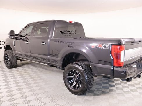 Used 2019 Ford F250 Platinum w/ Platinum Ultimate Package image 24
