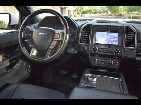 Used 2019 Ford Expedition Limited w/ Special Edition Package RWD image 36