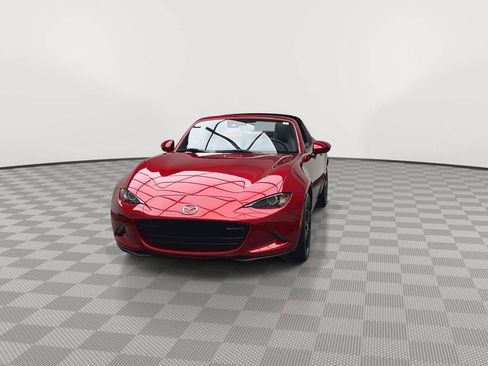 Used 2021 MAZDA MX-5 Miata RF Grand Touring RWD image 29