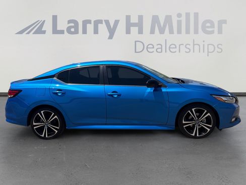 Used 2022 Nissan Sentra SR FWD image 7