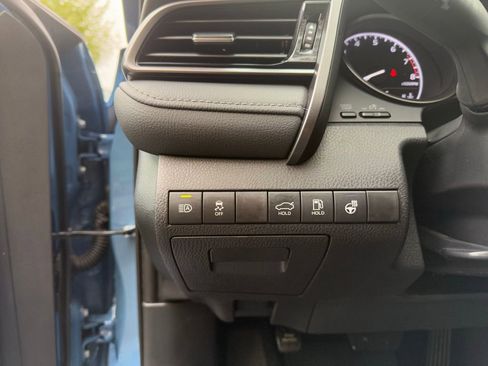 Used 2024 Toyota Camry SE w/ Cold Weather Package image 11