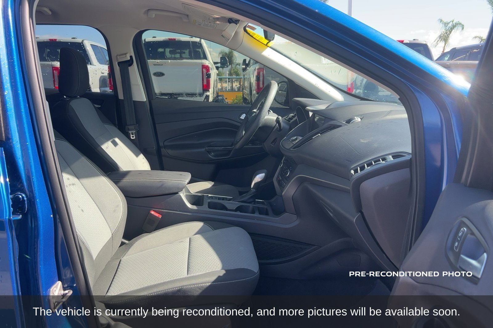 Used 2019 Ford Escape SE FWD image 15