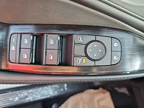 New 2026 Nissan Rogue SV FWD image 32