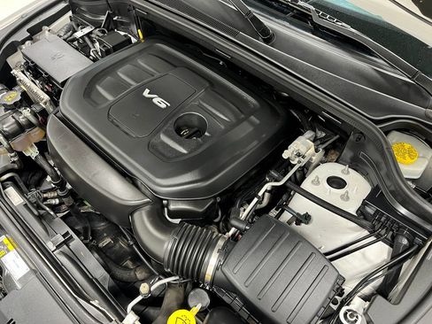 Used 2016 Jeep Grand Cherokee Limited AWD/4WD image 30