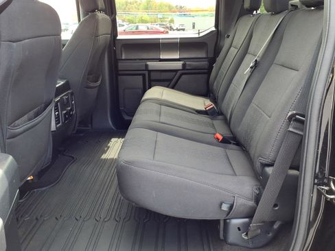 Used 2019 Ford F150 XLT w/ Equipment Group 302A Luxury AWD/4WD image 5
