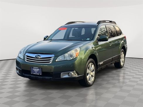 Used 2011 Subaru Outback 2.5i Premium w/ All-Weather Pkg image 3