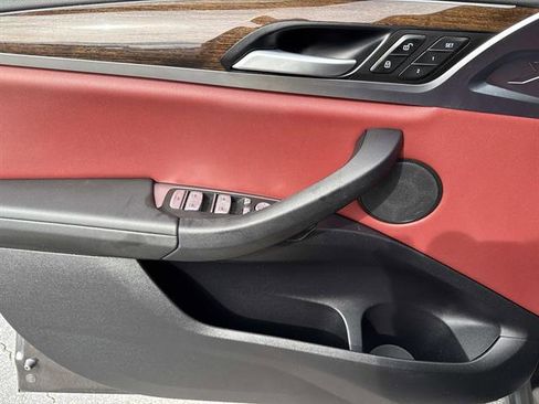 Used 2024 BMW X3 xDrive30i image 7