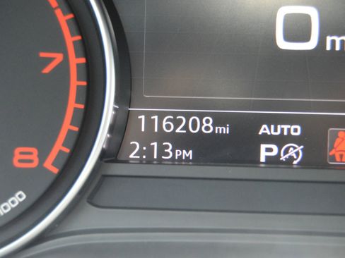 Used 2018 Audi A4 2.0T Ultra Premium w/ Convenience Package FWD image 26
