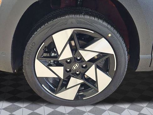 New 2026 Hyundai Kona Limited image 30