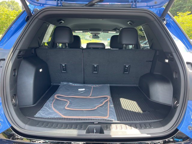 New 2026 GMC Terrain AT4 w/ Convenience Package III AWD/4WD image 21