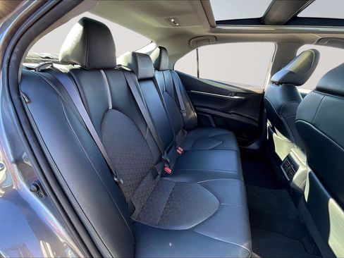Used 2022 Toyota Camry XSE image 27