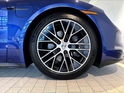 Used 2025 Porsche Taycan AWD/4WD image 14