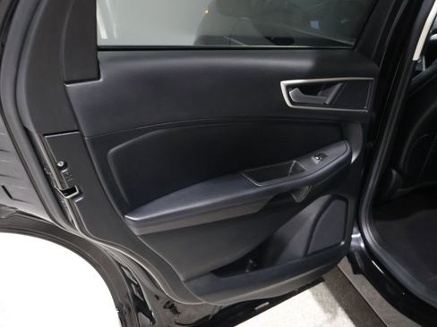 Used 2022 Ford Edge SEL w/ Convenience Package image 21