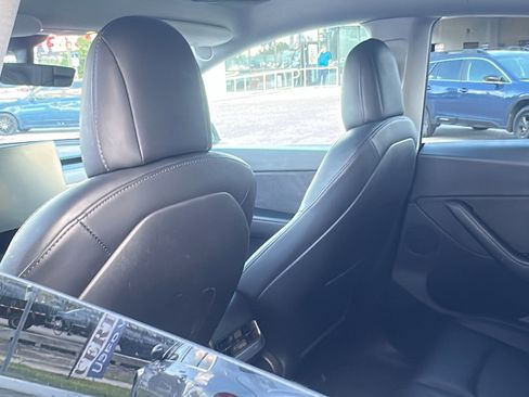 Used 2021 Tesla Model Y 2WD image 16