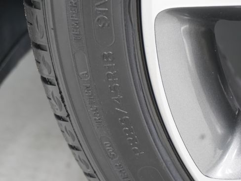 Used 2022 Kia Niro Touring Special Edition FWD image 28