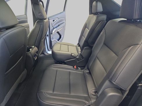 New 2026 Chevrolet Traverse LT FWD image 16