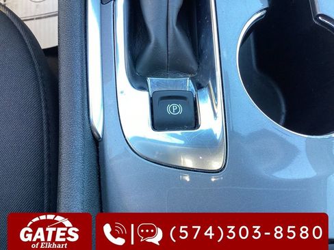 Used 2023 Chevrolet Malibu LT image 30