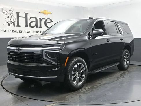 New 2026 Chevrolet Tahoe LS w/ LPO, Dark Essentials Package AWD/4WD image 13